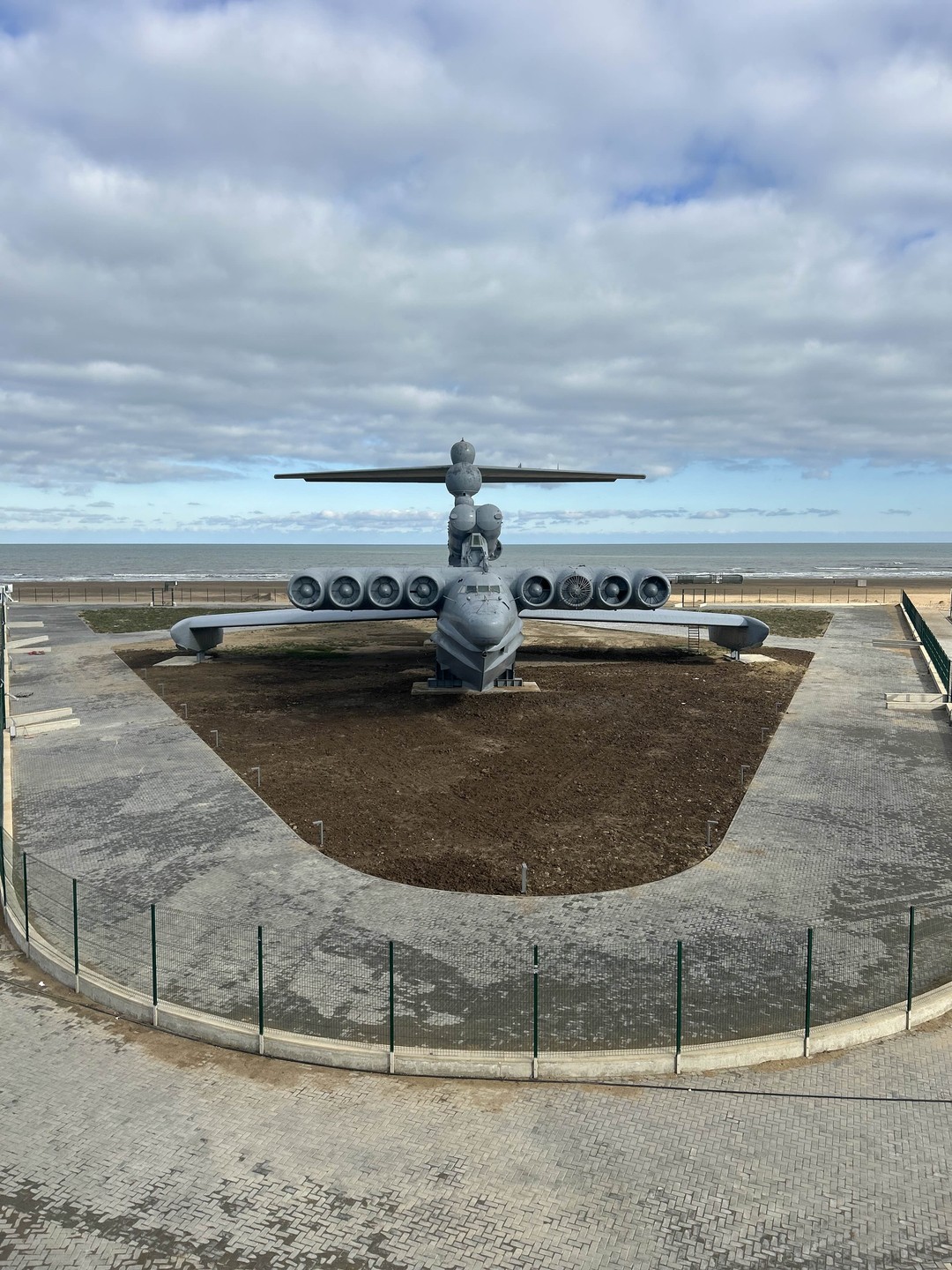 Дербент и экраноплан «Лунь»: путешествие из Махачкалы (Елизавета)