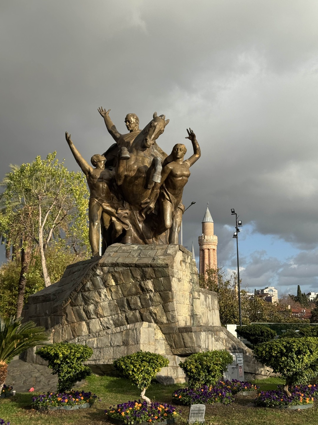 Отличная экскурсия! Узнать много нового из истории Антальи. Большое спасибо за экскурсию