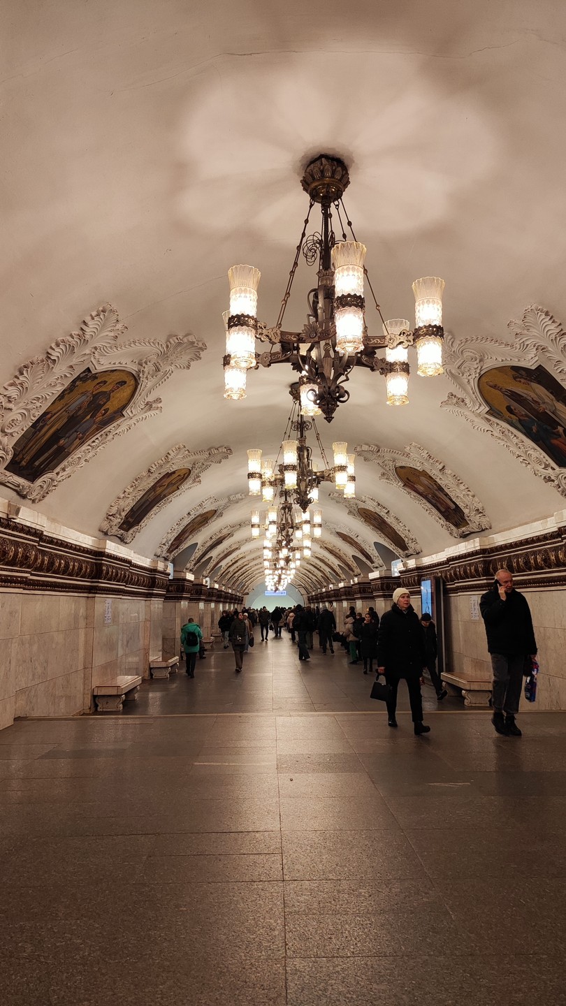 Фото отзыва 9: экскурсия "Роскошь старого московского метро: 15 самых красивых станций"