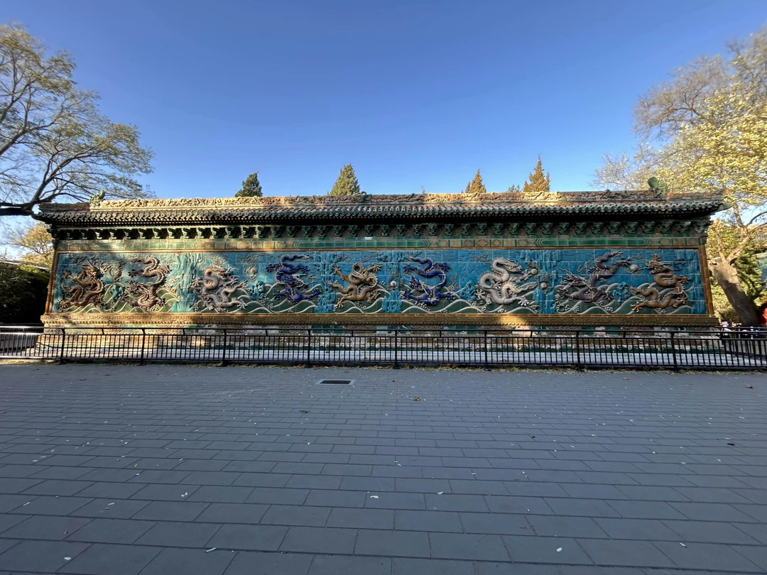 Красивые виды. Интересная беседа, не про общий туристический Китай, а про взгляд изнутри. Все понравилось. Спасибо за экскурсию. 😊