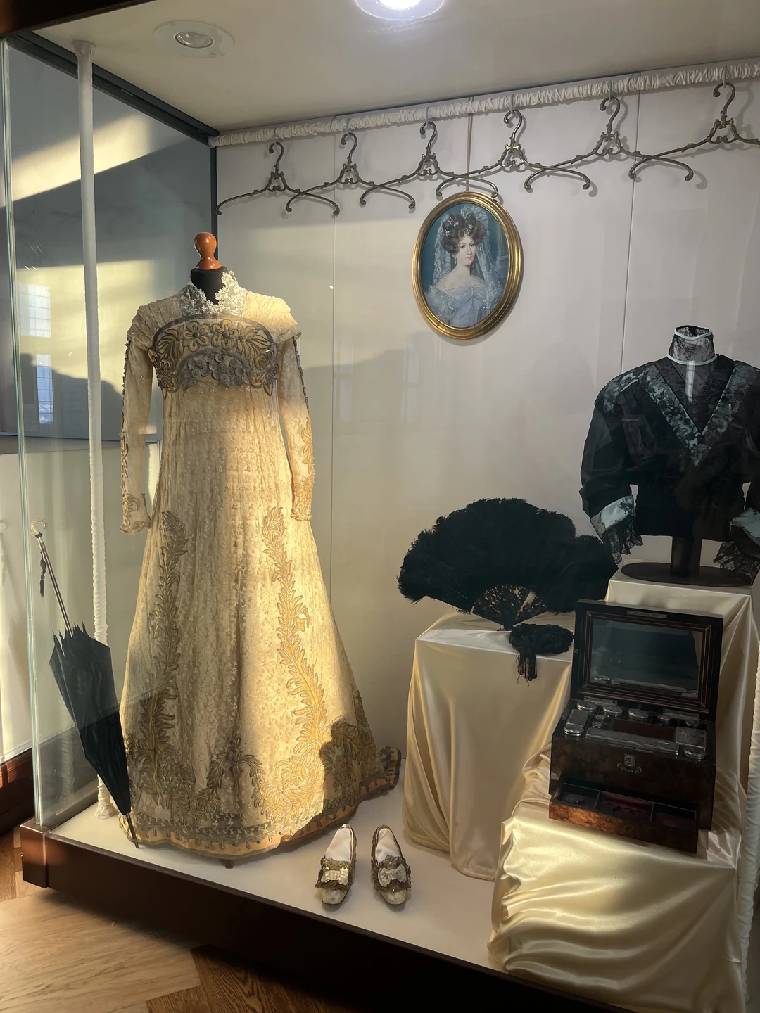 Самая лучшая экскурсия, от замков в восторге, гид Анатолий очень эрудированный и интересный рассказчик, Белоруссия впечатлила