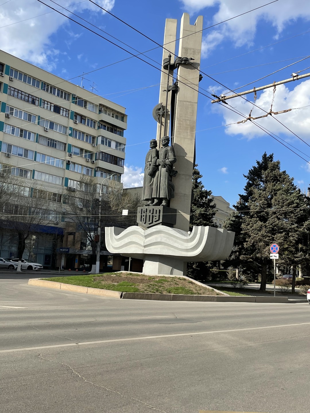 Прошлое в пилястрах: архитектурный облик Волгограда (Рано)