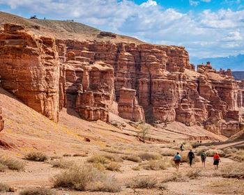 Чарынский, Чёрный и Лунный каньоны и возвращение в Алматы
