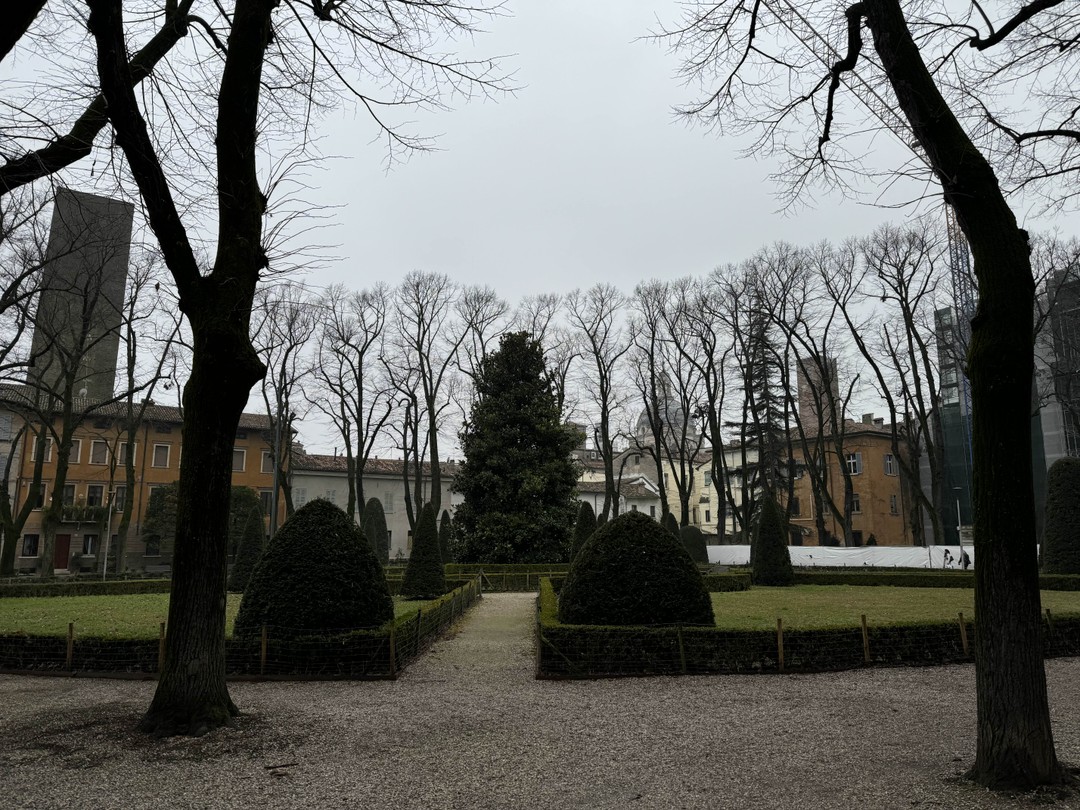 Нона прекрасный экскурсовод - всем советую открыть этот для себя и друзей