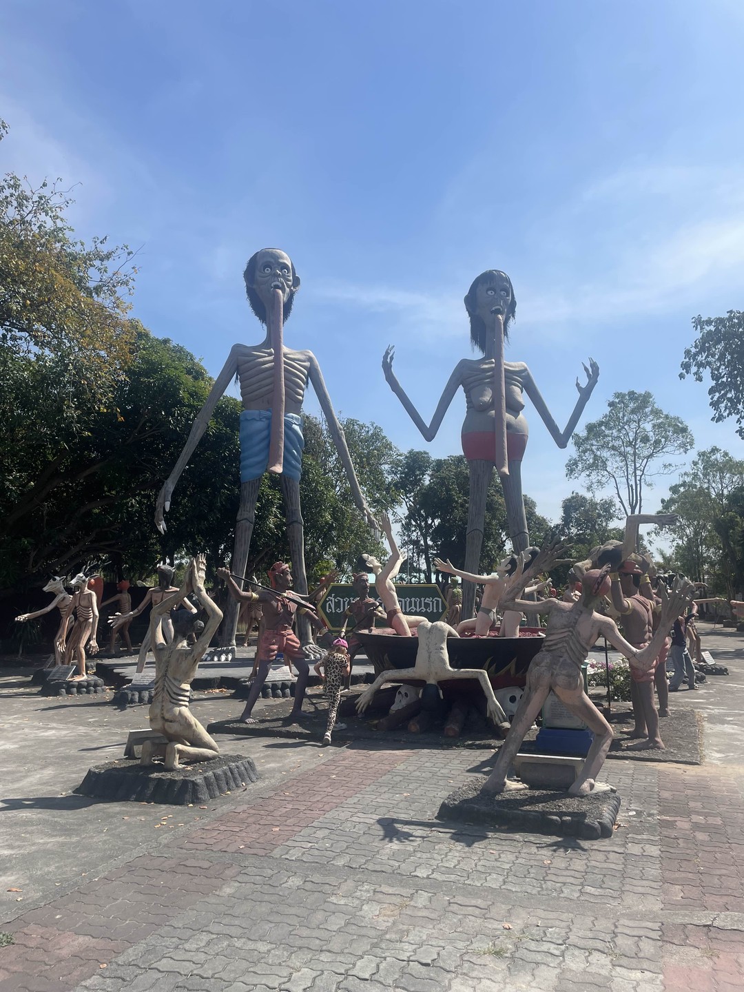 Экскурсия очень понравилась, особенно гид Вячеслав. Видно, что человек-специалист своего дела. Очень хорошо все рассказывал, с