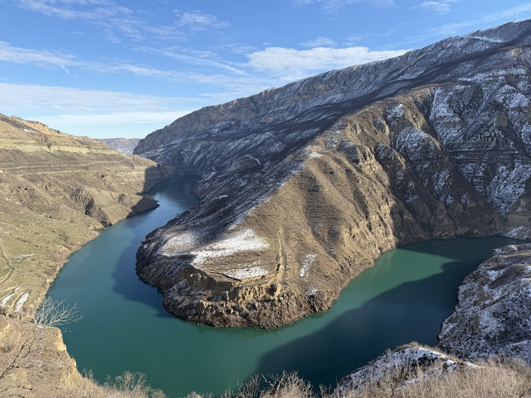 Магомед отличный организатор и рассказчик, знающий много о своем регионе. С ним комфортно и надежно, очень