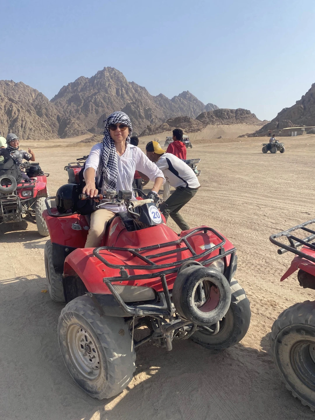 13.11.25 в группе всего из 4 квадроциклов покатались замечательно. Правда хотелось бы подольше, само катание, остановка