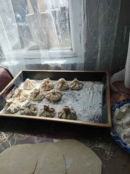 Побывали в гостях у Хасана и его большой семьи! Очень здорово! Добрые,гостеприимные люди! Вместе мы приготовили