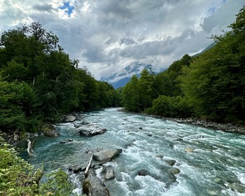 Водопады, смотровая на Кодорское ущелье и вечерний ужин на костре с вином