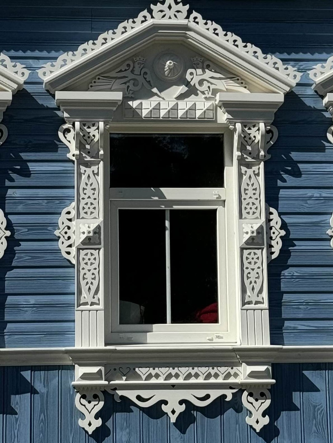 Андрей проводил экскурсию для меня с мужем. Было приятно, что экскурсовод учел наши пожелания. Рассказ содержит