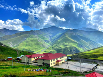Гачрешский лес, Красная Слобода и село Хыналыг