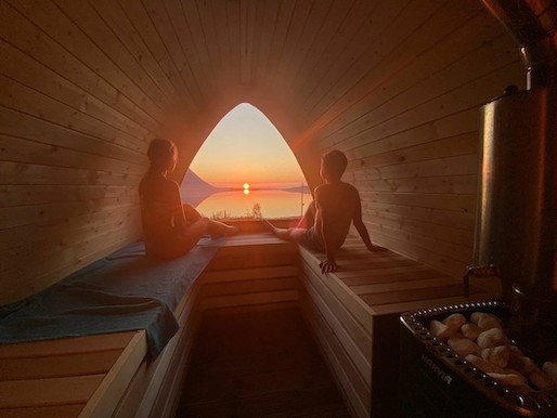 Лофотенские острова: треккинги по горам, морские экскурсии и отдых на пляжах (6/8)