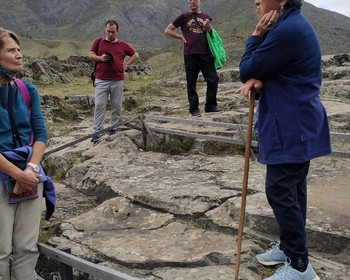 Петроглифы, водопады и места силы