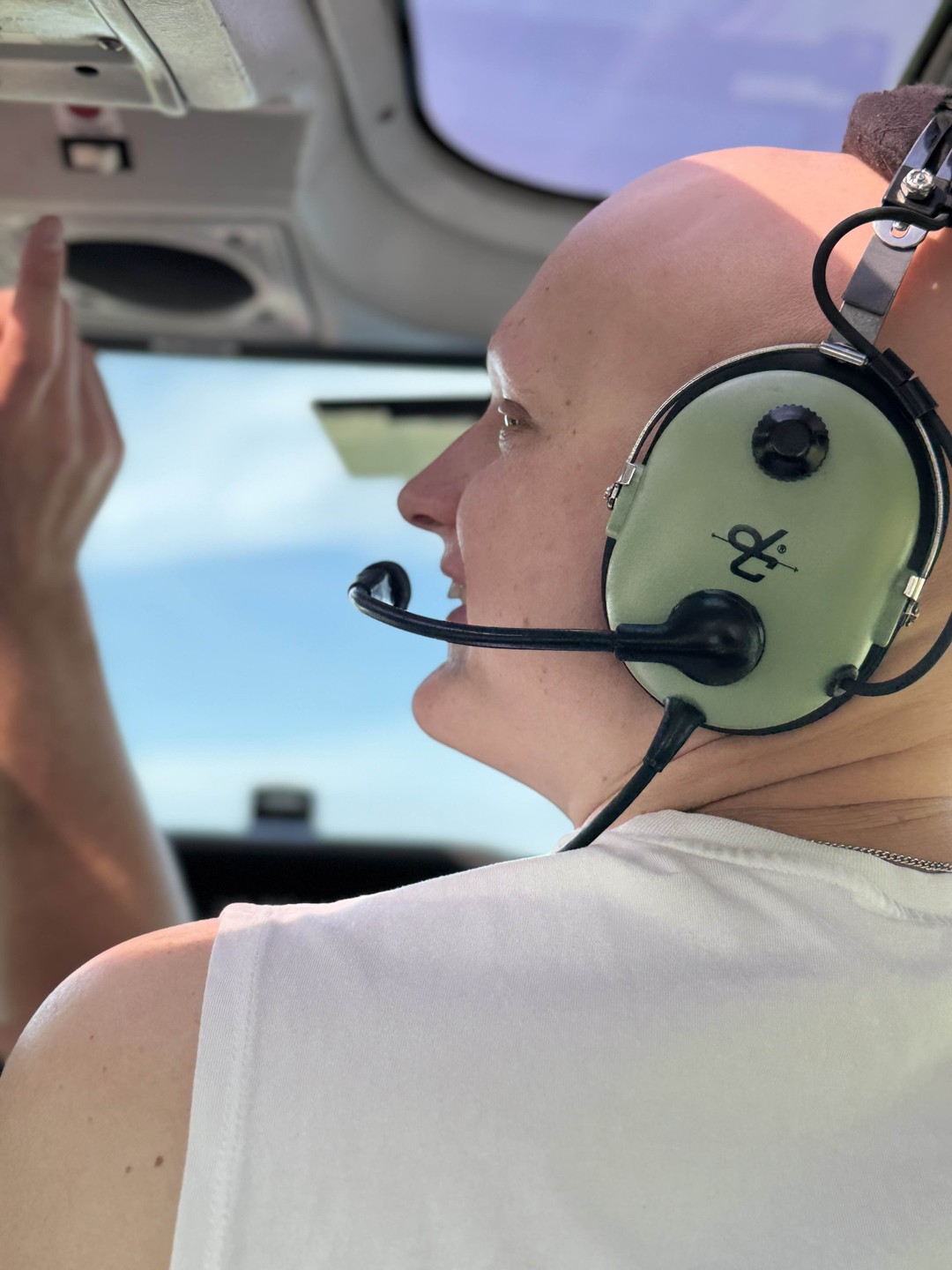 Благодарю пилота Степана,он замечательно рассказал о самолетах и его управлении,сын подержал штурвал и даже на некоторое