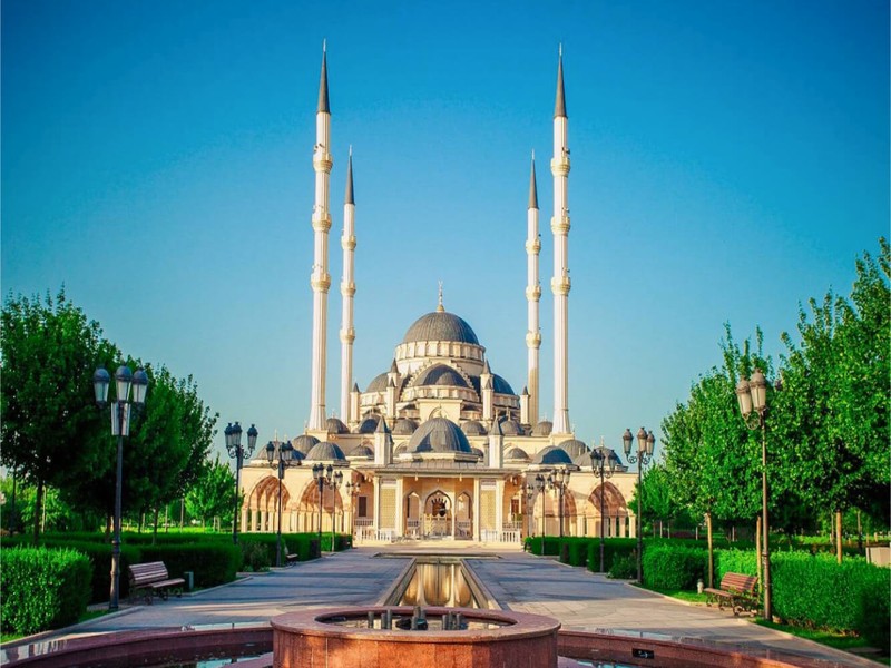 Виды Из Махачкалы — групповое путешествие в Грозный, Шали и Аргун