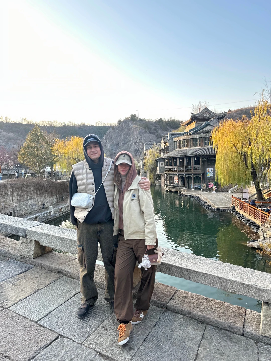 Добрый вечер, это был шикарнейший день в Китае, хотели вас поблагодарить за уйму эмоций и впечатлений! Все было восхитительно, мы в восторге