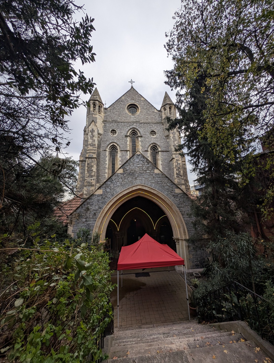 Джевхер провел замечательную увлекательную экскурсию! Узнали много нового материала, Джевхер показал отличные знания мировой истории, множество