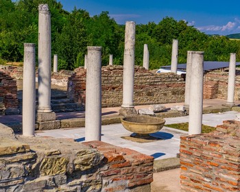 Дворец Гамзиград-Ромулиана, музей Зайечара, монастырь Манасия, церковь Святой Троицы