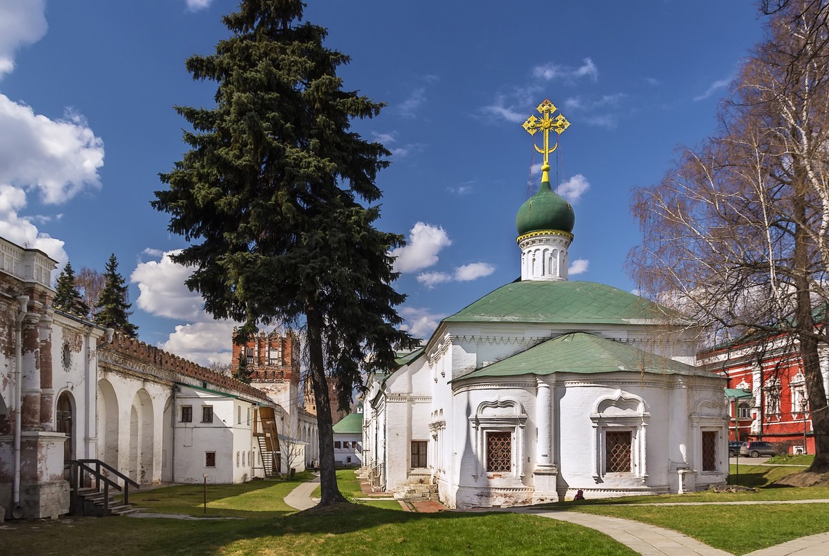 Фото Новодевичий монастырь: прогулка сквозь века