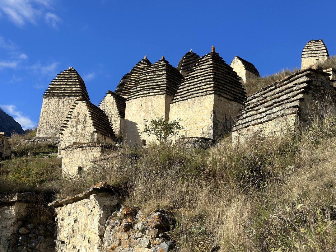 Отличная поездка, все было на высоте, большое спасибо Алику, прекрасно знает и любит свою работу. Рекомендую всем желающим.