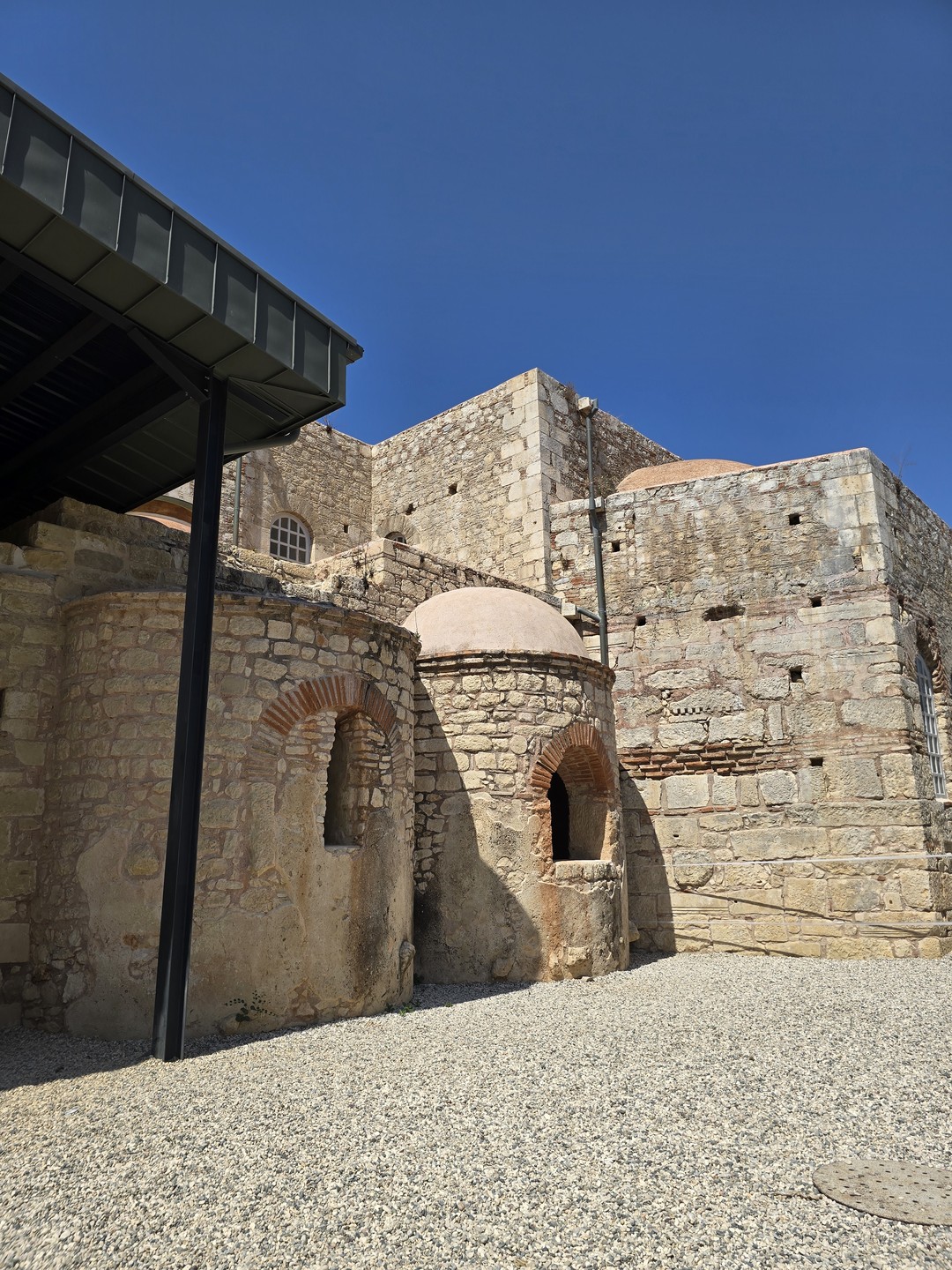 Знакомимся с Демре: храм Николая Чудотворца, гробницы и античный театр (Ирина)