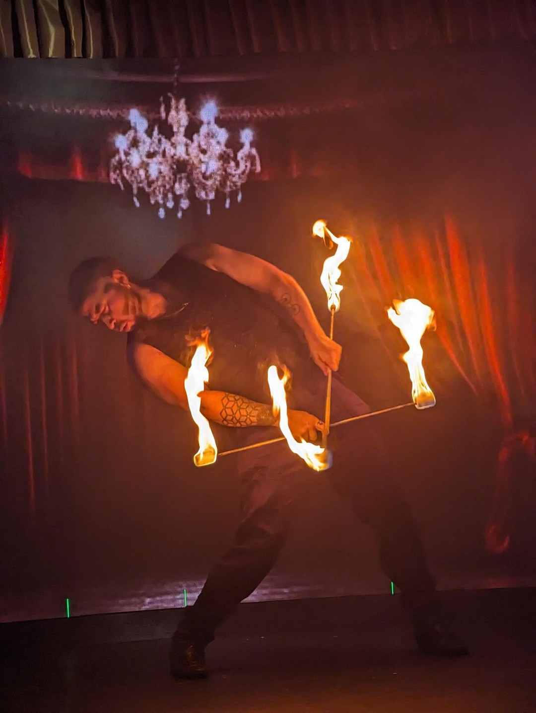 В Лондоне с мужем бываем часто, и нас трудно чем-либо удивить. Все наши особые просьбы были