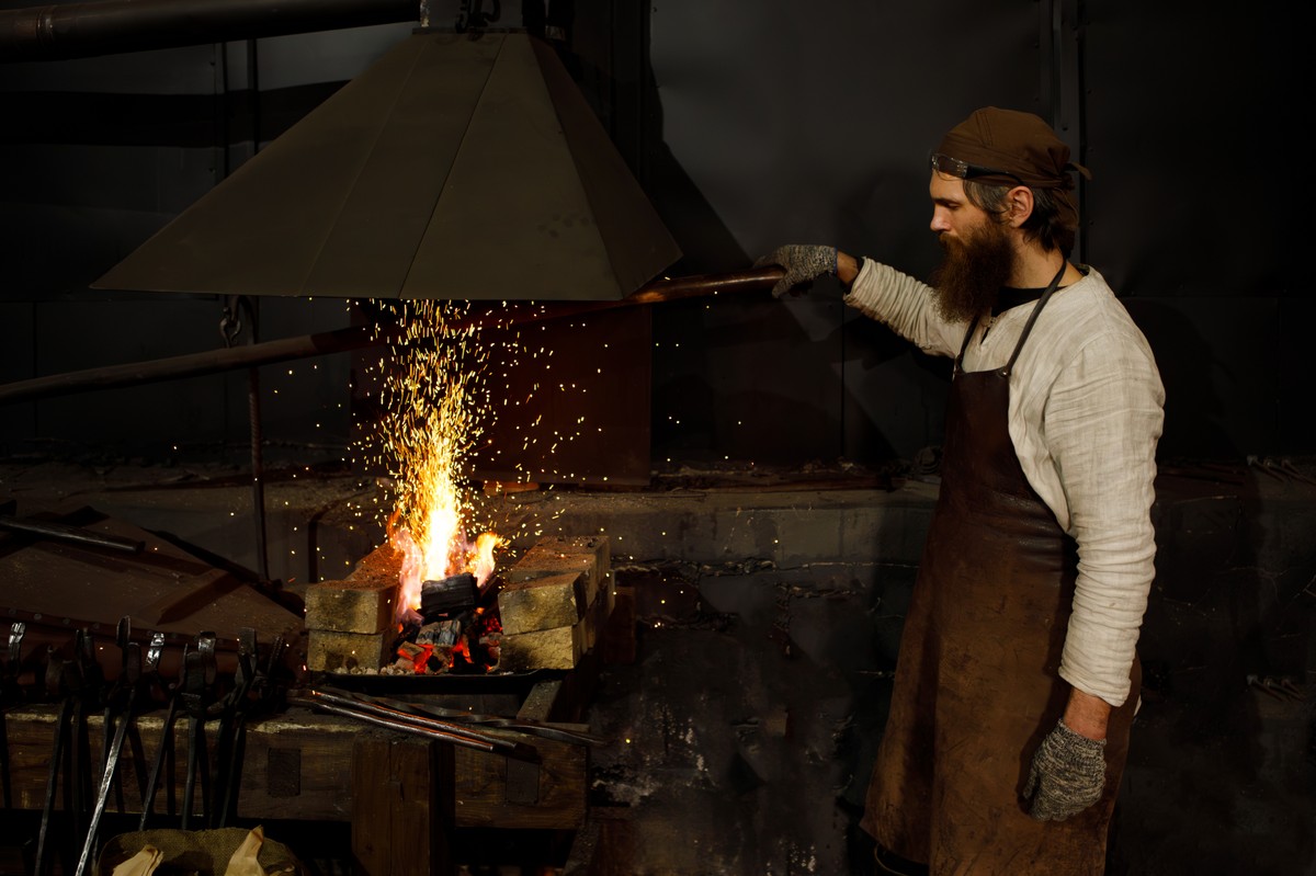 Экскурсия в ярославскую кузницу с мастер-классом 5+ (11/13)