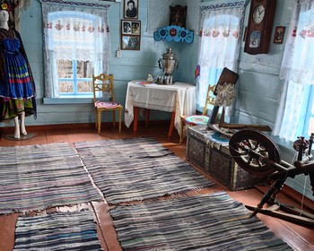 Обзорная экскурсия по Улан-Удэ, Иволгинский дацан и фольклорное шоу в старообрядческой деревне