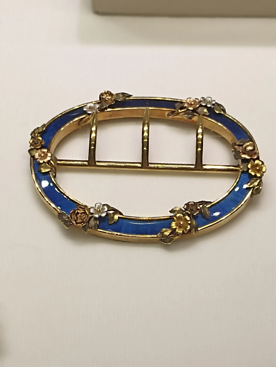 Это супер экскурсия! Рекомендую на 100%. Ари очаровал нас с первого слова. Прекрасно владеет материалом, очень