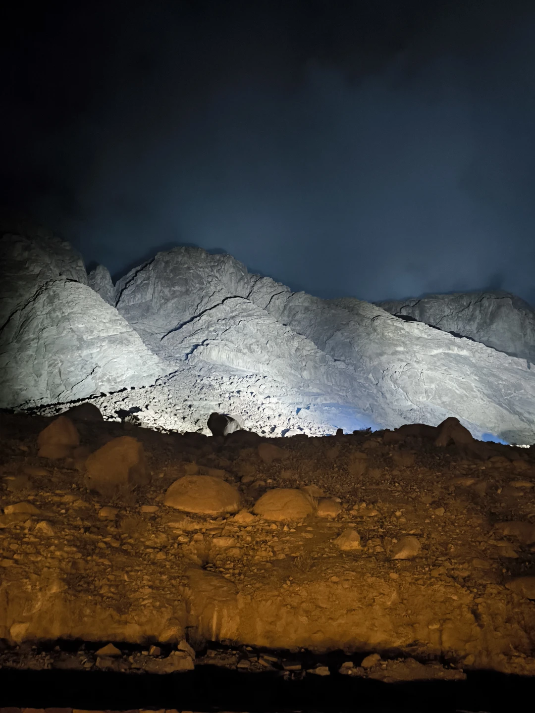 Для меня это была не просто экскурсия. Это был мой способ отпраздновать юбилей (55 лет), встретить