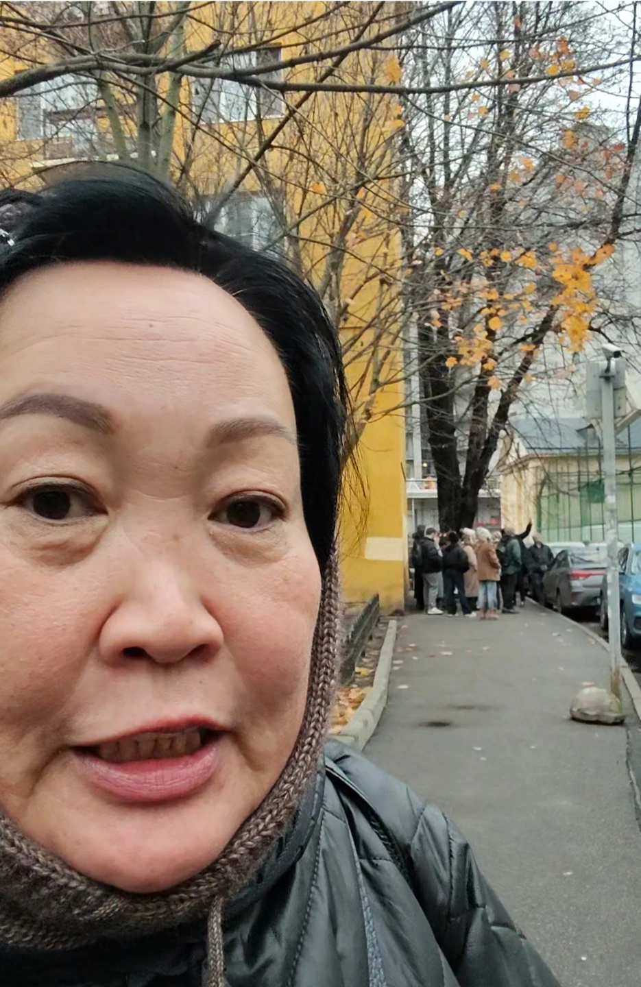 Секреты и лабиринты Петроградской стороны: дворы, парадные, легенды (Марина)