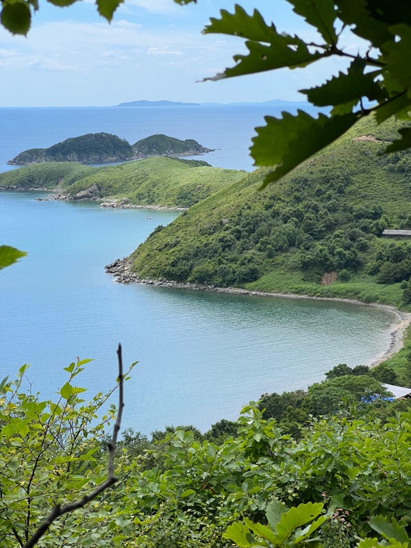 Виды Бухты южного Приморья и парк «Белый лев» — из Владивостока