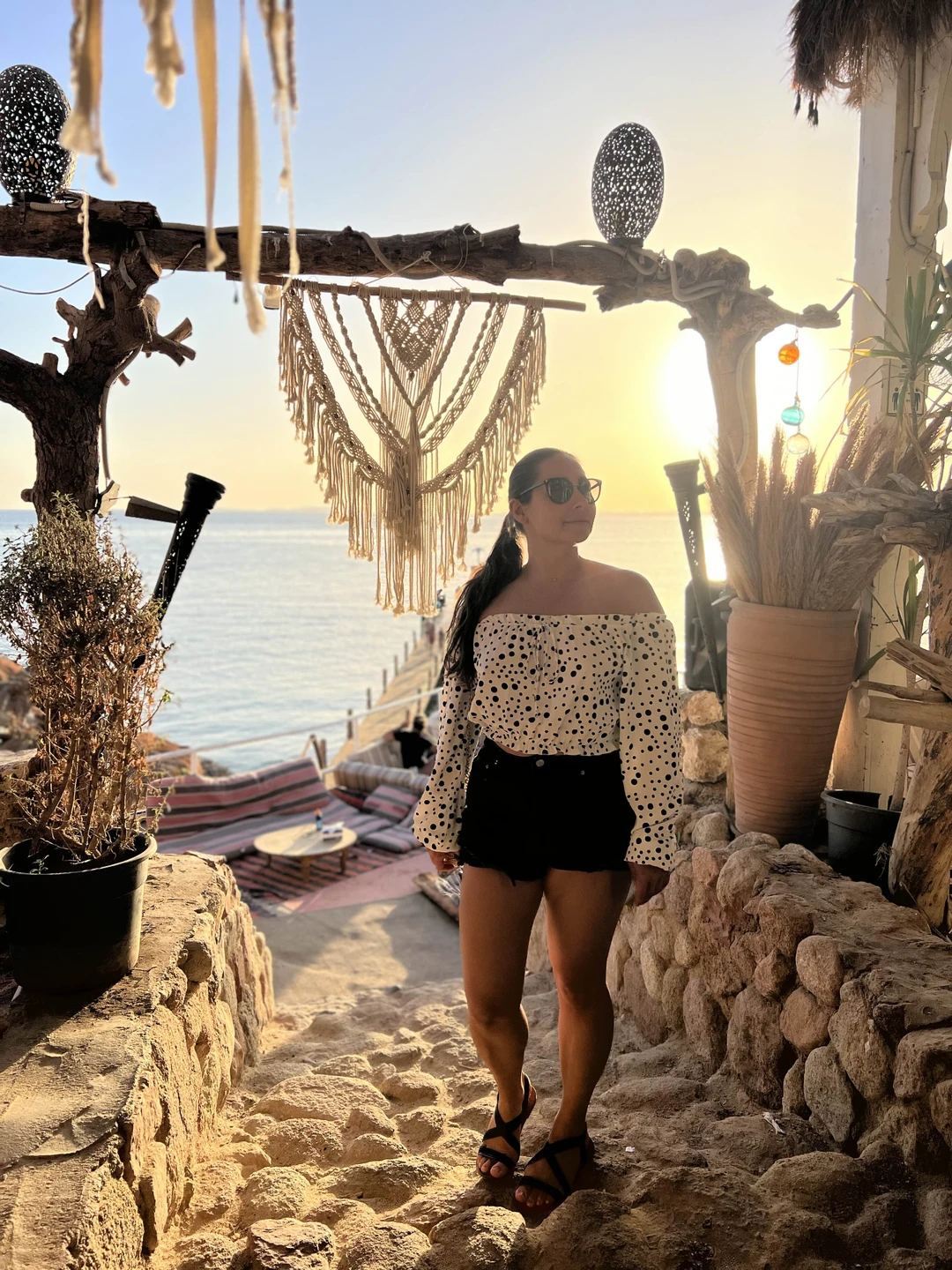 Отлично провела день в компании Анастасии, время экскурсии немного сдвинули в моих же интересов, из-за погоды,