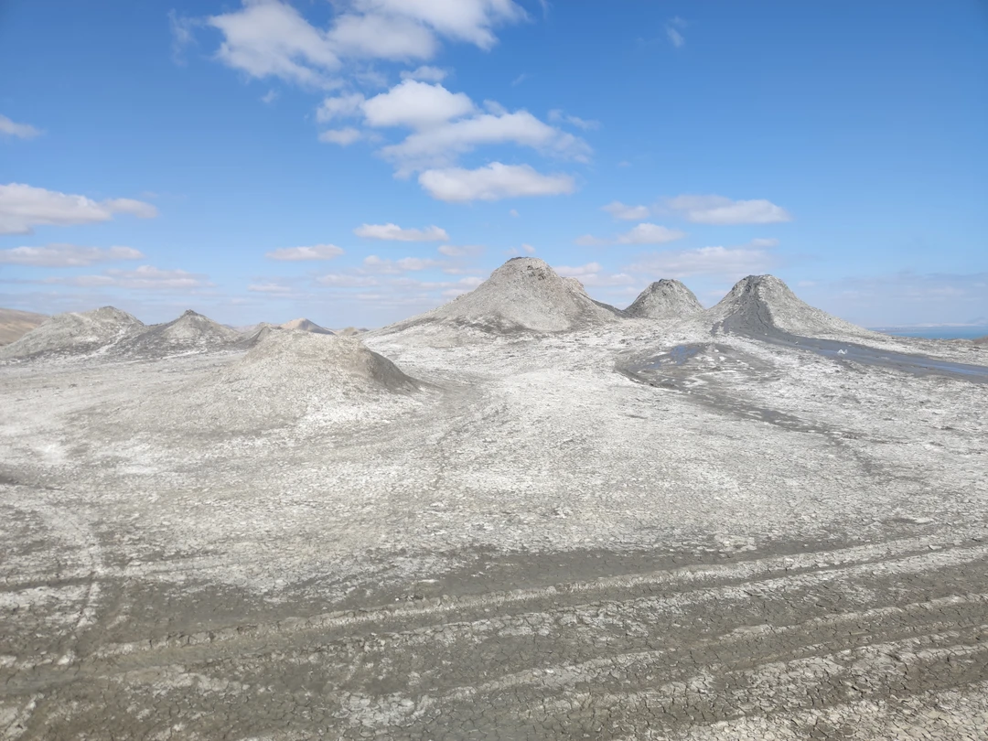 Доисторический Азербайджан: Гобустан, Атешгях и Янардаг (Андрей)