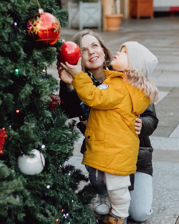 Фотопрогулка: магия новогоднего Петербурга
