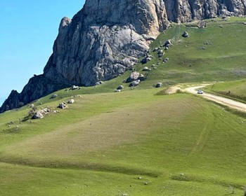 Радужные горы и Бешбармаг