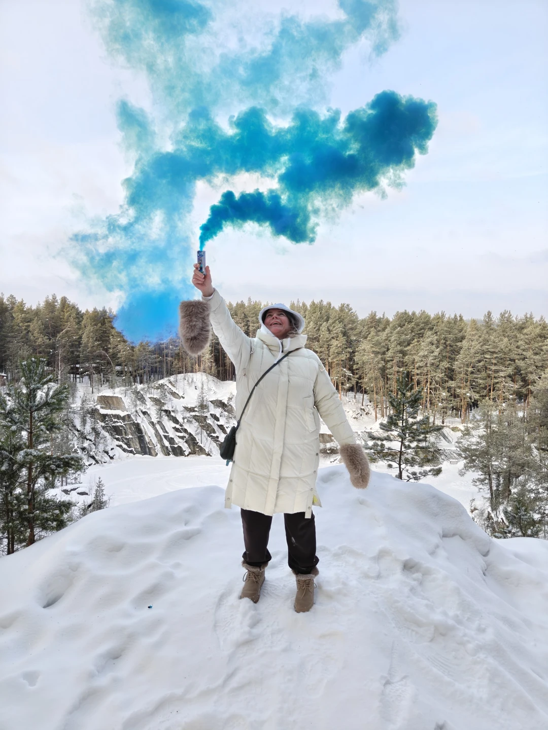 Локация Уральский Марс зимой из-за снега не так виден, поэтому мы поехали в Сысеть, посетили природный