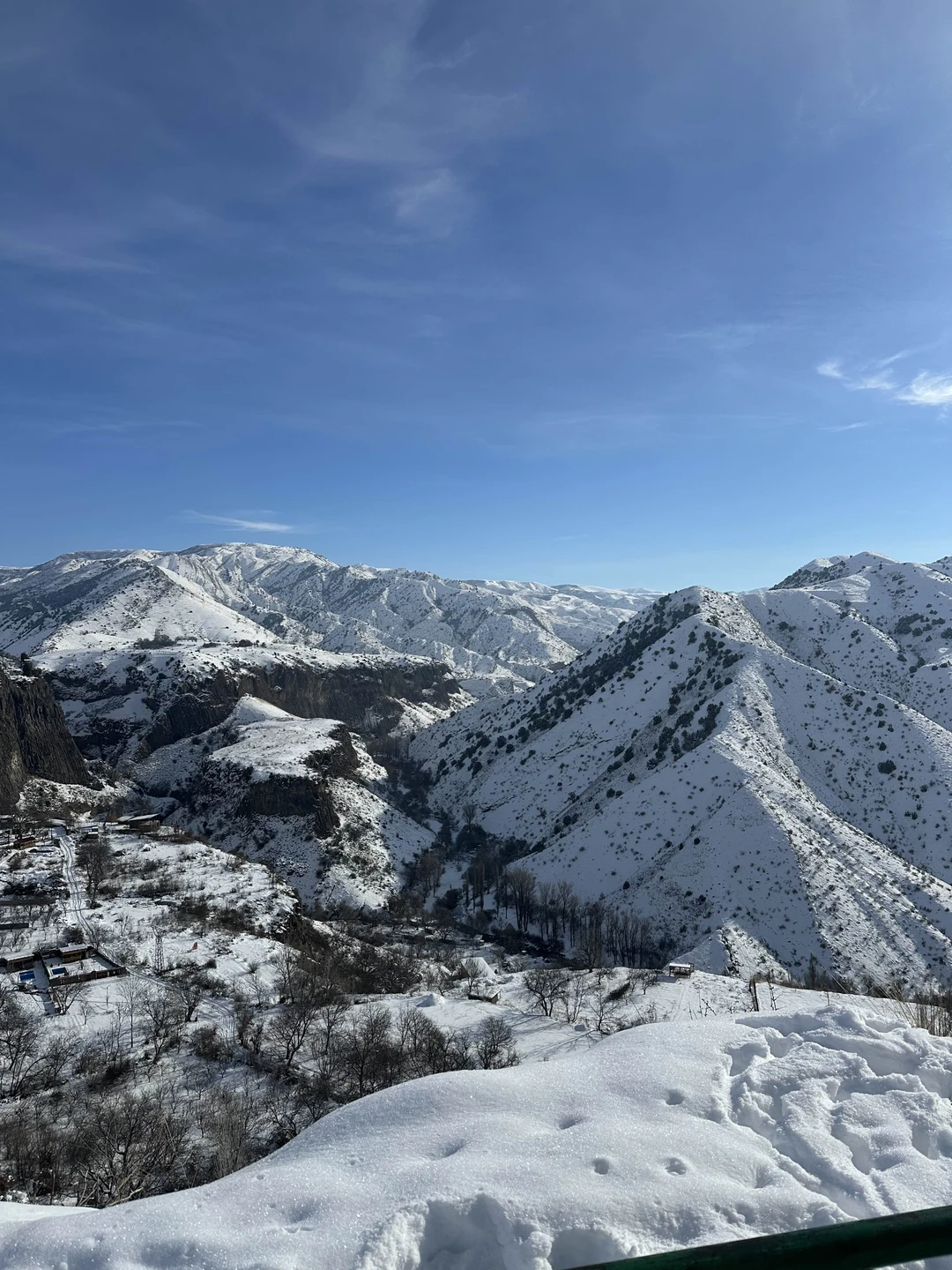 Гарни, Гегард, озеро Севан и волшебная пещера (Наталья)