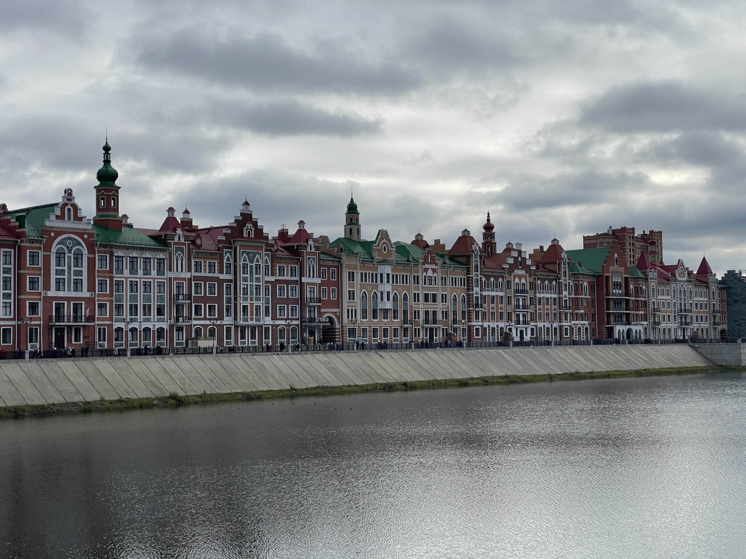 Посетили Йошкар-Олу 2 ноября с замечательным экскурсоводом Татьяной и профессиональным водителем Анатолием. Очень понравилось и знакомство