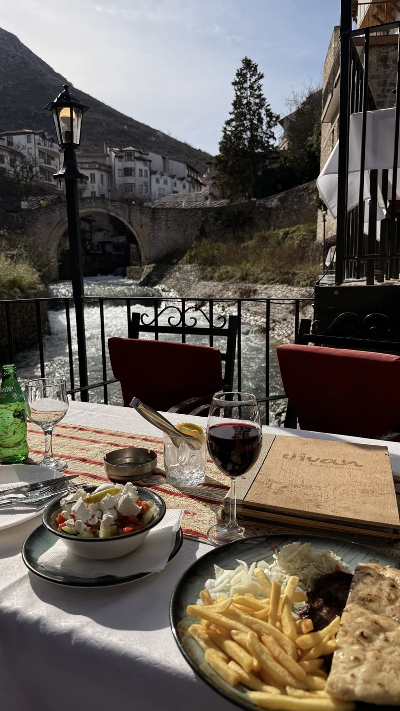 Это было незабываемое путешествие в Мостар. Влада — очень талантливый фотограф, замечательный гид и очень чуткий