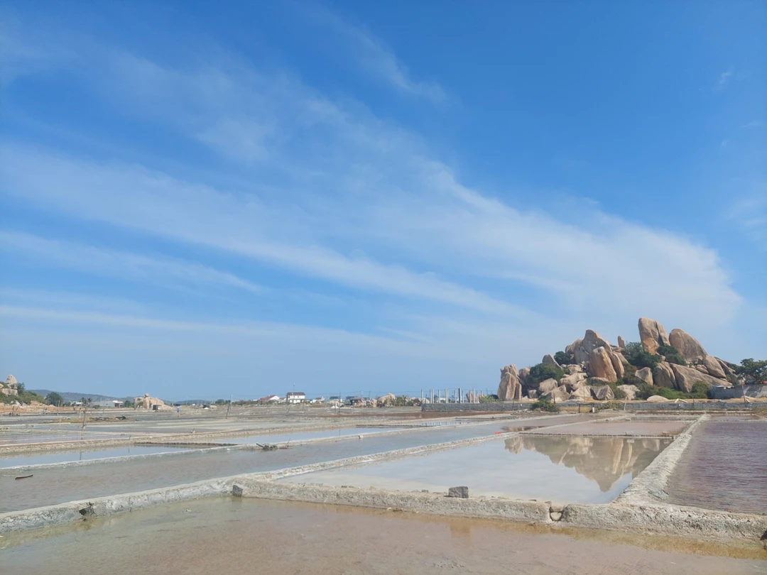 Прекрасная экскурсия, море положительных впечатлений. Вадим замечательный гид, рассказал много интересной и полезной информации про Вьетнам