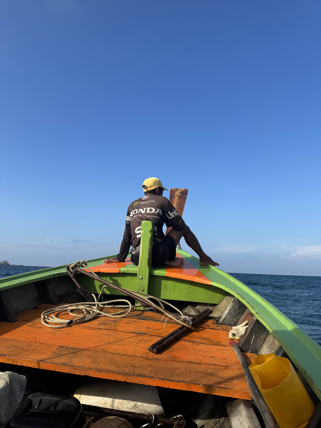 Отличная морская экскурсия. Словили рыбу, вкусный обед, отличные купания. Юрий шикарный гид