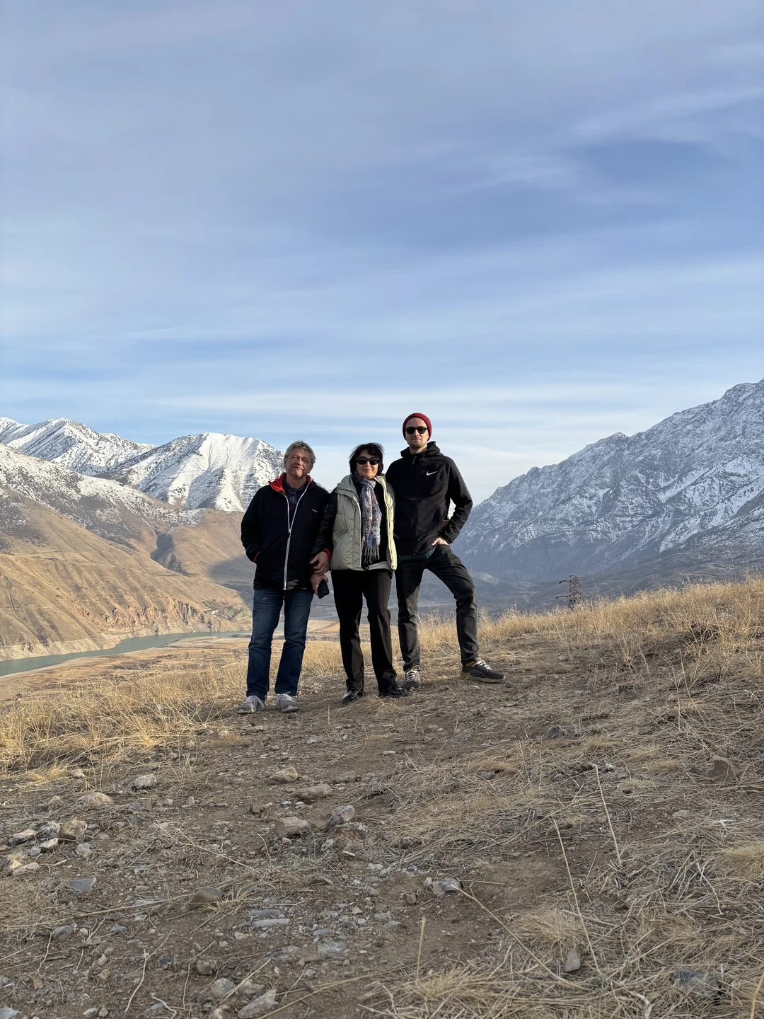 От всей души хотели бы поблагодарить нашего гида. Маршрут нашего путешествия был составлен идеально, за день