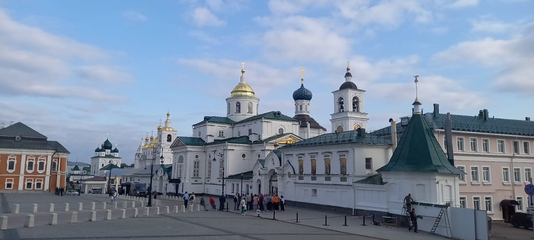Спасибо Юлии за отличную экскурсию. Два часа прошли абсолютно незаметно. Юлия - прекрасный рассказчик и человек