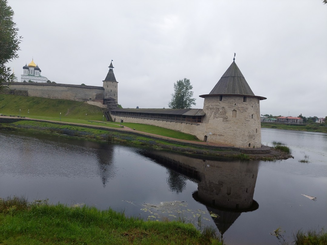 Псков в лицах, сюжетах и легендах (на вашем авто) (Татьяна)
