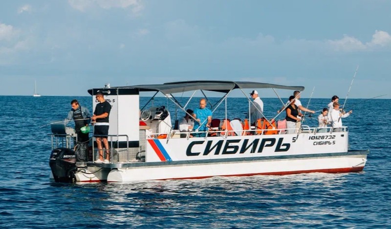 Трёхчасовая морская рыбалка в Адлере