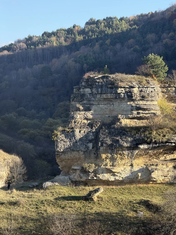 Плато динозавров, Кисловодск, гора Кольцо и Медовые водопады - из Пятигорска