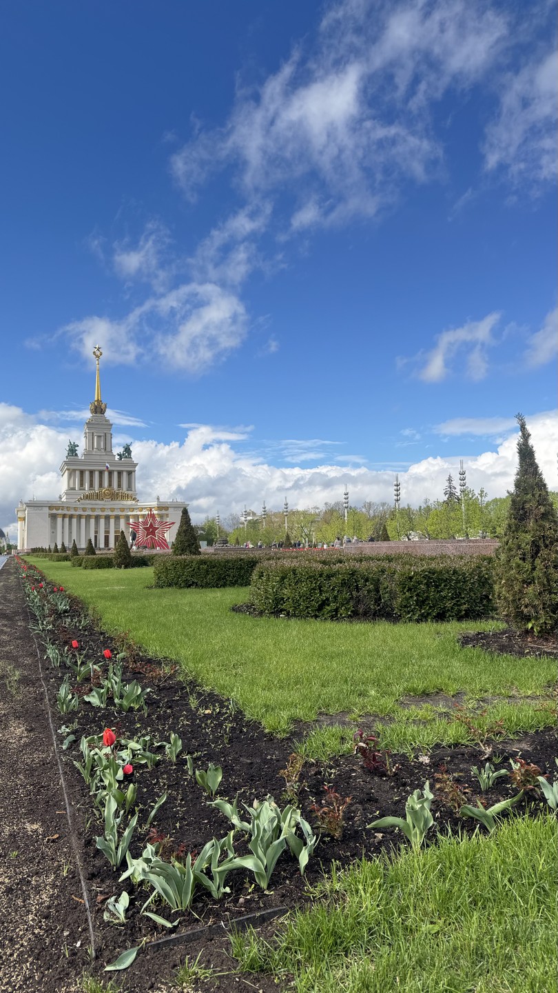 Большое путешествие по ВДНХ. Групповая экскурсия (Елена)