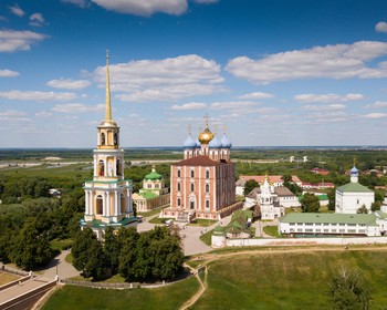 Знакомство с Рязанью и поездка на родину Есенина