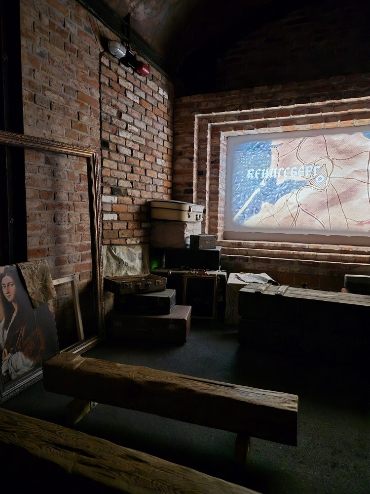 Так получилось, что наша экскурсия была "наоборот": мы ехали не из аэропорта, а в аэропорт. Отличный